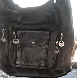Chic Black Leather Shoulder Bag